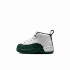 Jordan 12 Retro 'Bucks' para niños pequeños