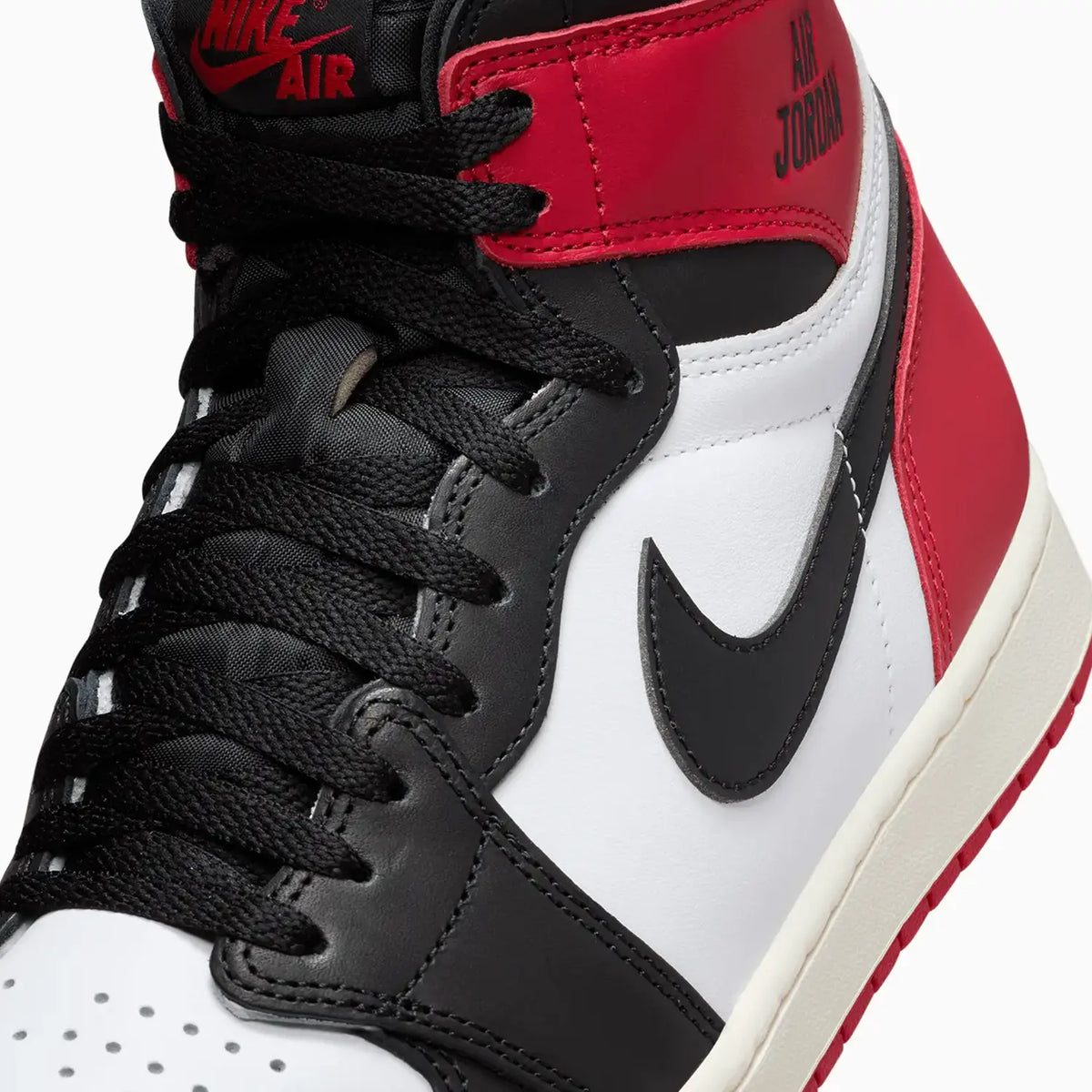 Air Jordan 1 Retro High OG para hombre 'Black Toe Reimagined'