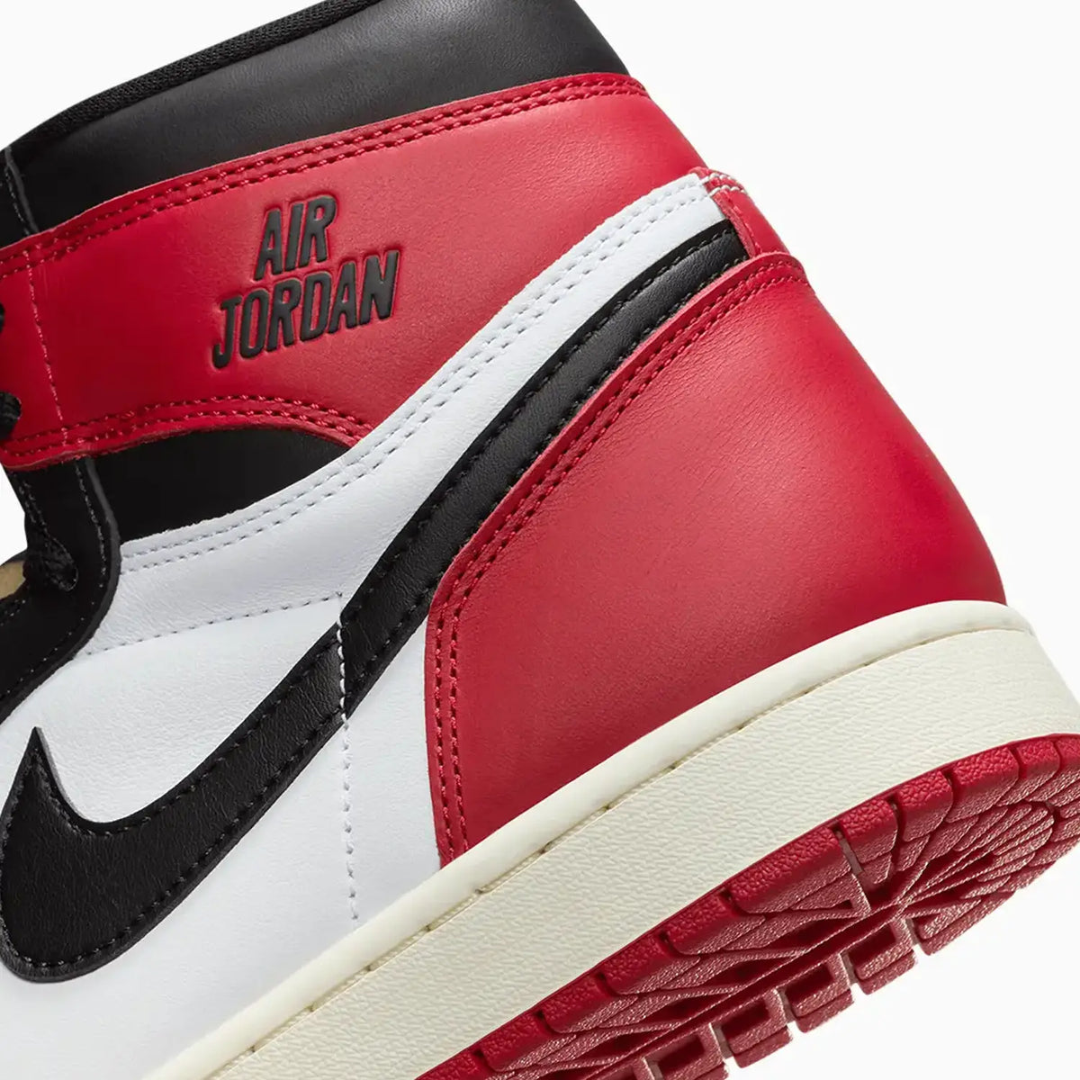 Air Jordan 1 Retro High OG para hombre 'Black Toe Reimagined'