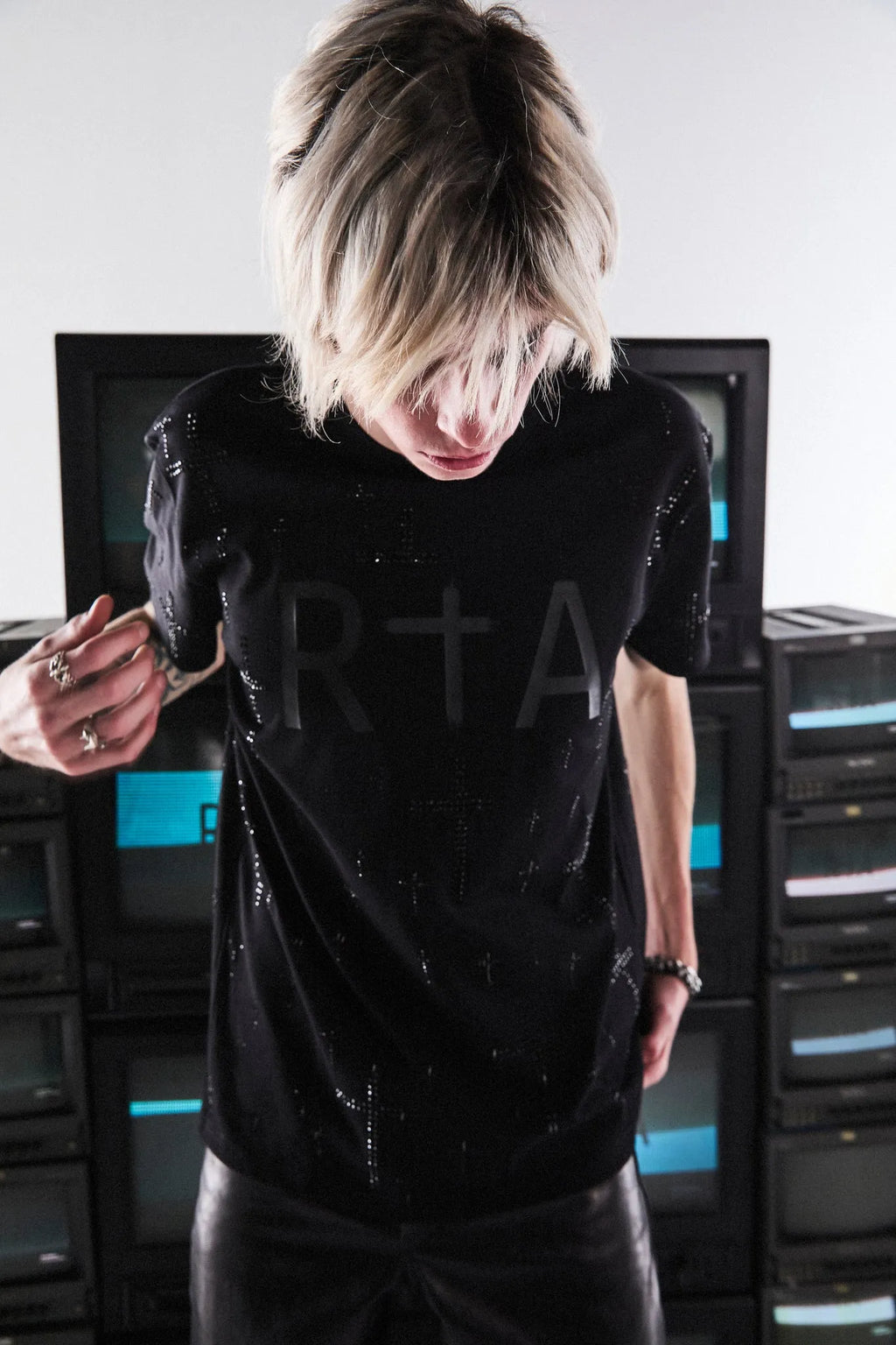Camiseta RTA Liam negra de cristal para hombre