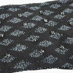Pantalón de mezclilla apilado con pedrería King para mujer