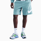 Conjunto de camiseta y shorts Nike Sportswear Swoosh para hombre