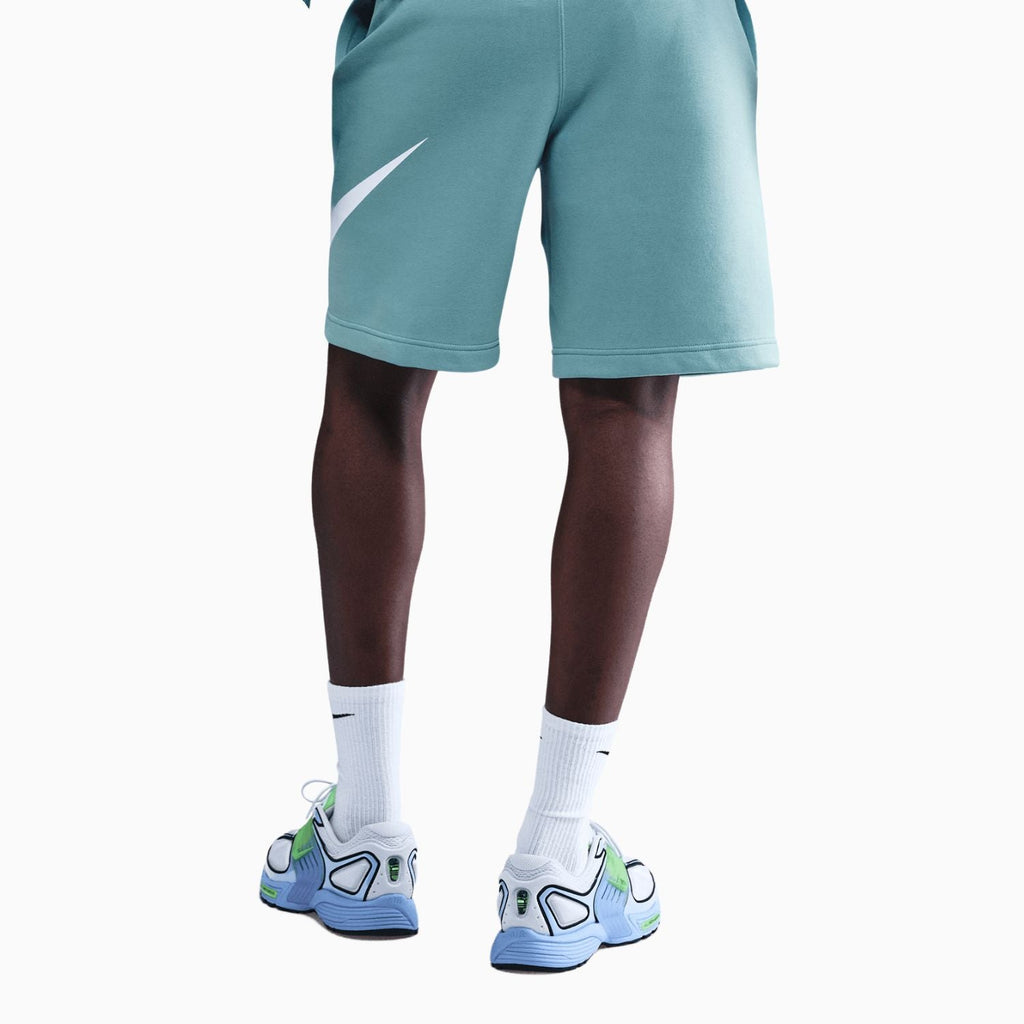 Conjunto de camiseta y shorts Nike Sportswear Swoosh para hombre