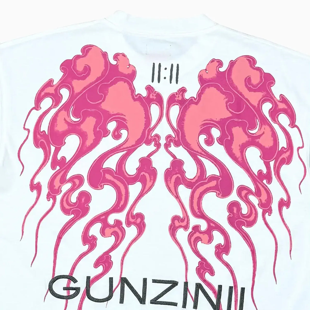 T-shirt teint en pièce effet flammé pour homme