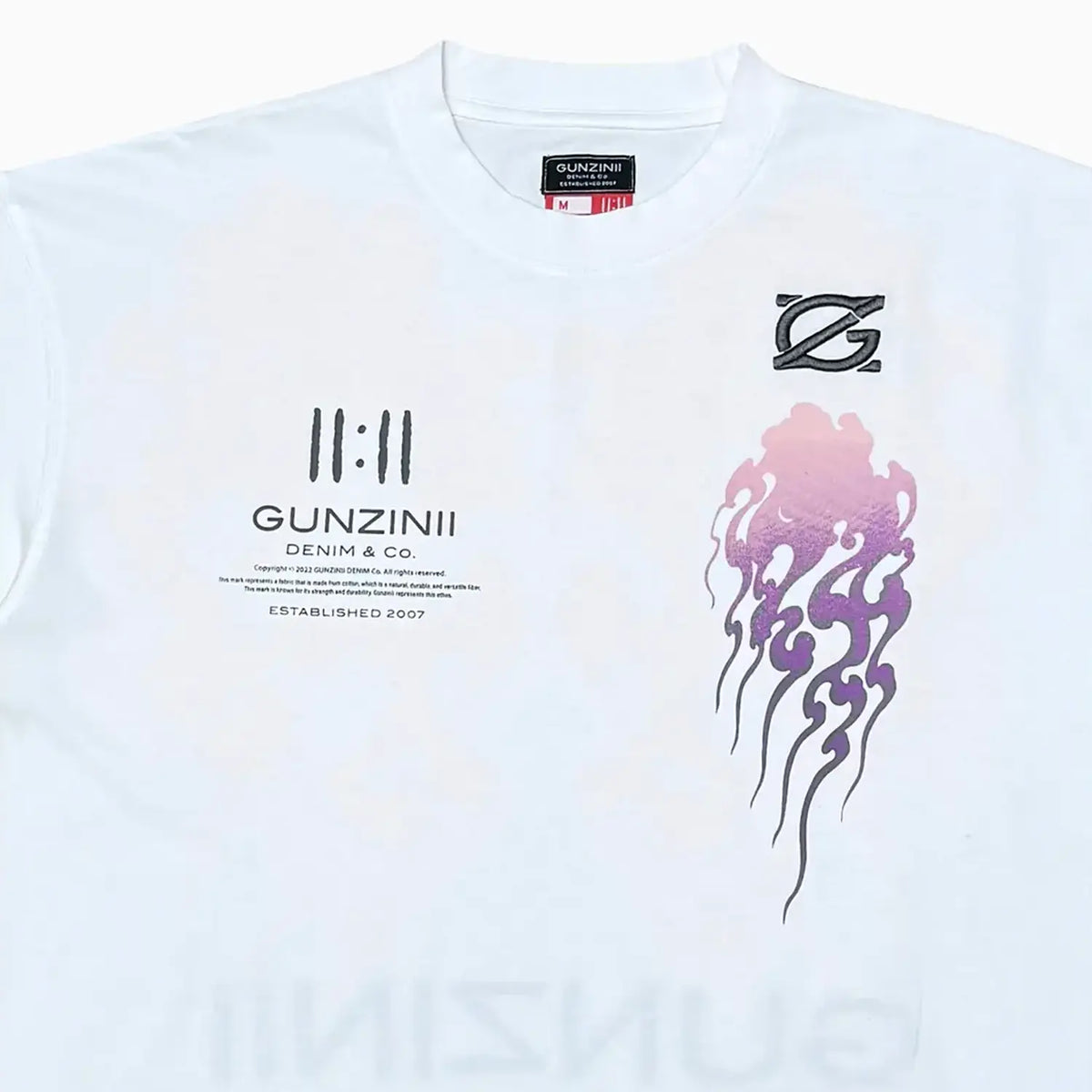 T-shirt teint en pièce effet flammé pour homme