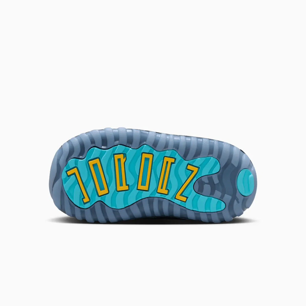 Air Jordan 11 Retro 'Gamma Blue' para niños pequeños