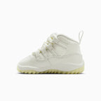Air Jordan 11 Retro 'Pearl' para niños pequeños