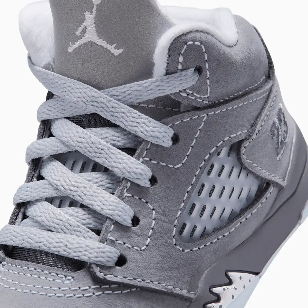 Air Jordan 5 Retro 'Wolf Grey' para niños pequeños