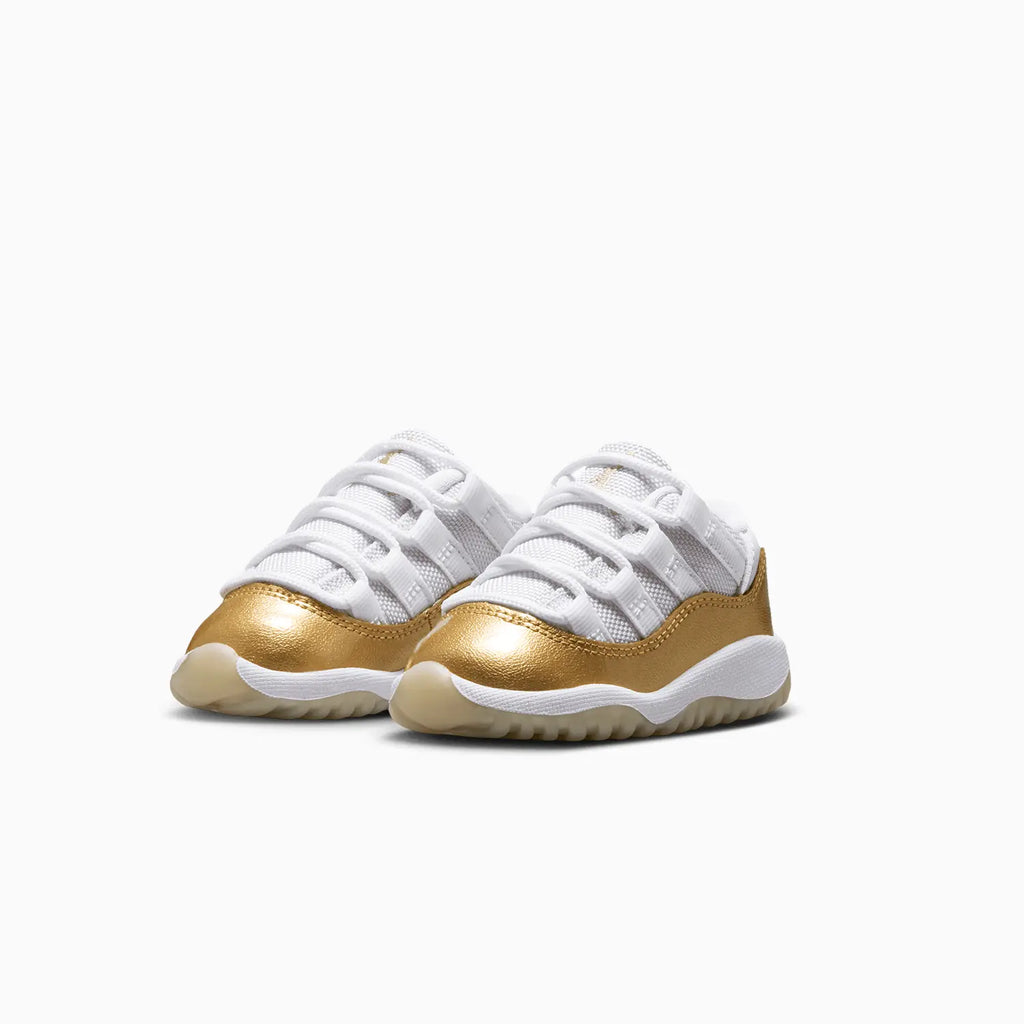 Jordan 11 Retro Low 'Día de la Madre' para bebé
