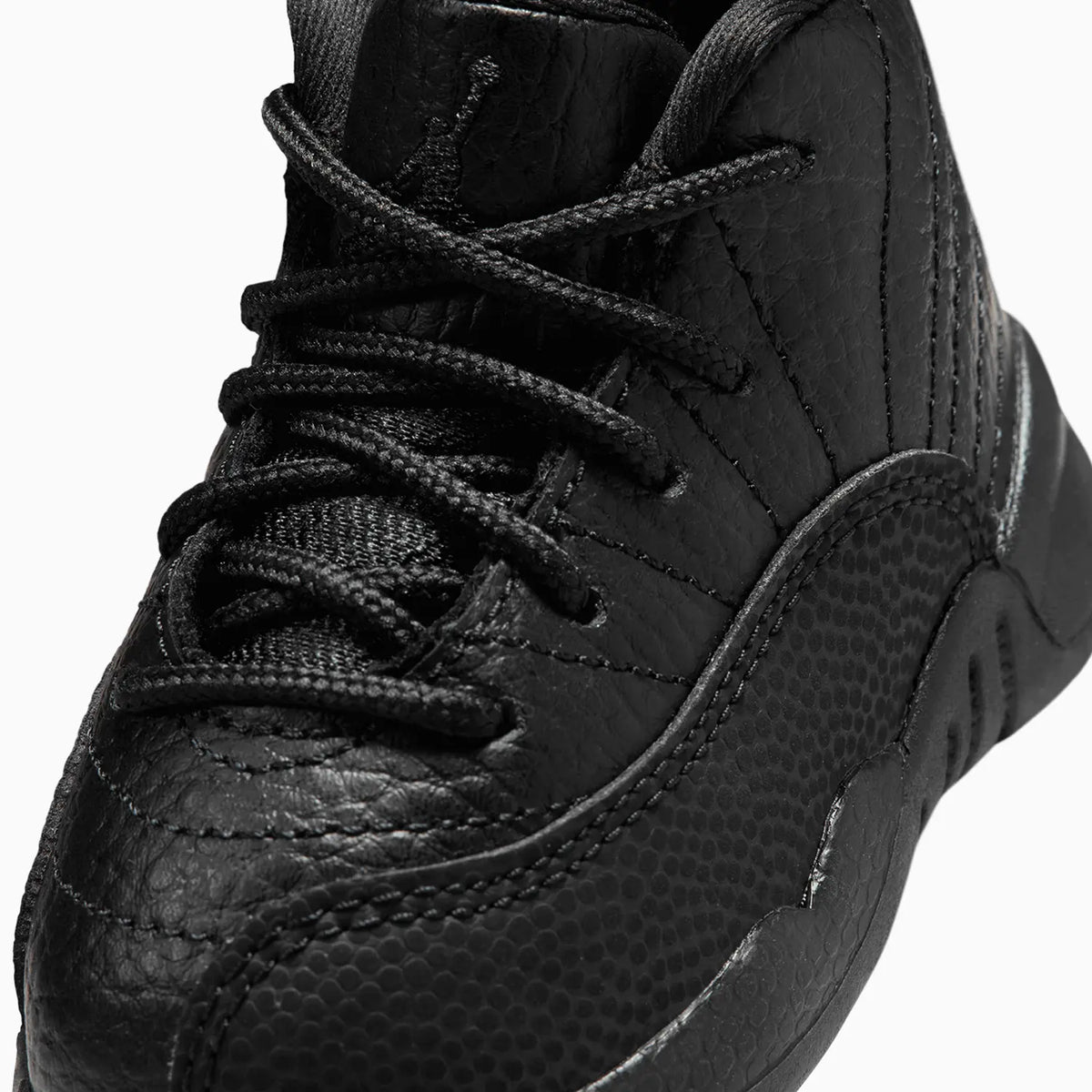 Jordan 12 Retro 'Bloodline' para niños pequeños