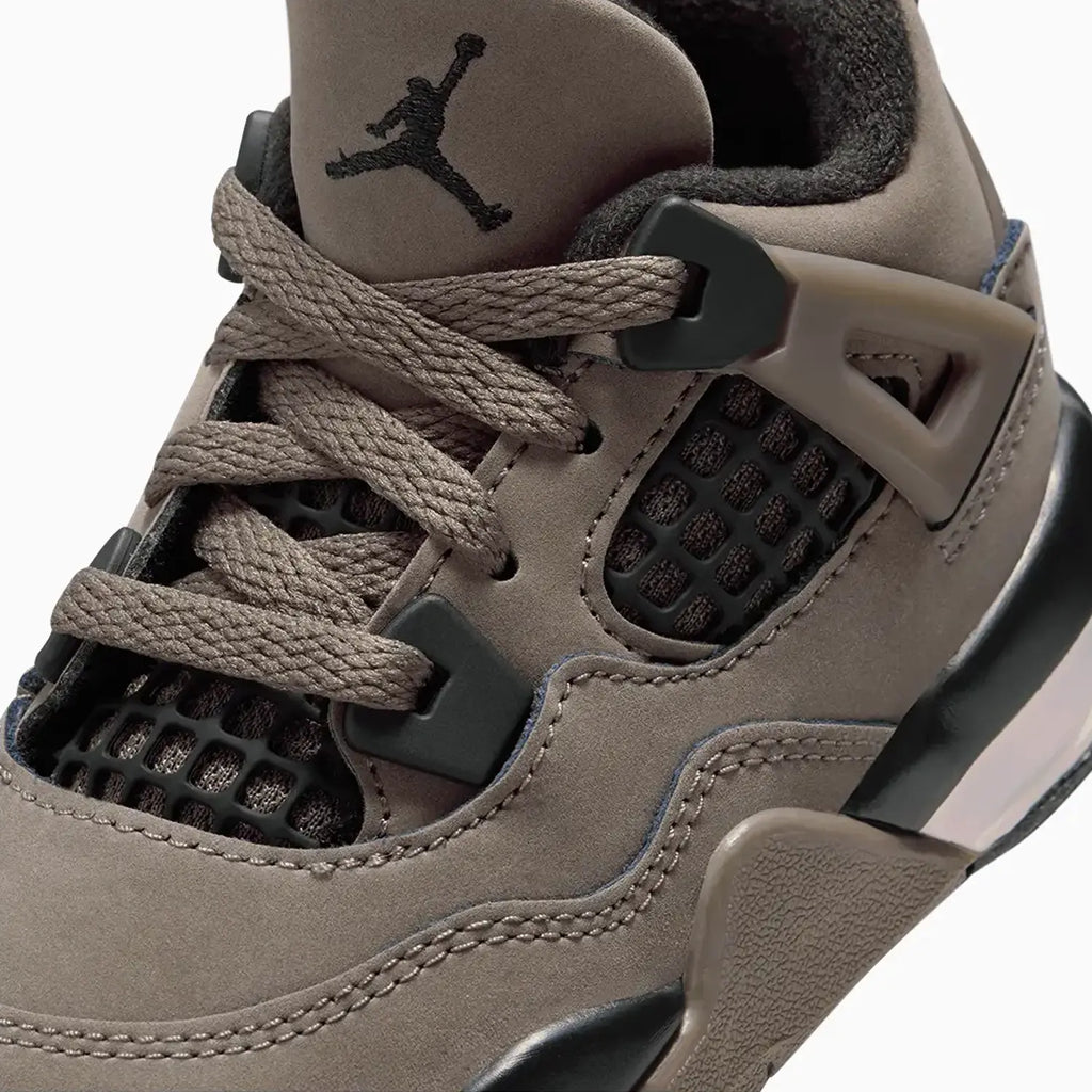 Jordan 4 Retro 'Cave Stone' para niños pequeños