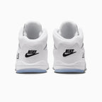 Jordan 5 Retro 'White Metallic' para niños pequeños