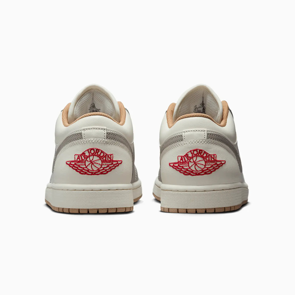 Air Jordan 1 Low de hombre 'Sail Fire Red College Grey'