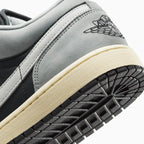 Air Jordan 1 Low SE de hombre 'Light Smoke Grey'