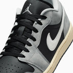 Air Jordan 1 Low SE de hombre 'Light Smoke Grey'