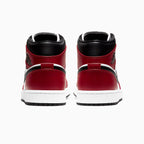 Air Jordan 1 Mid para hombre 'Chicago Toe'