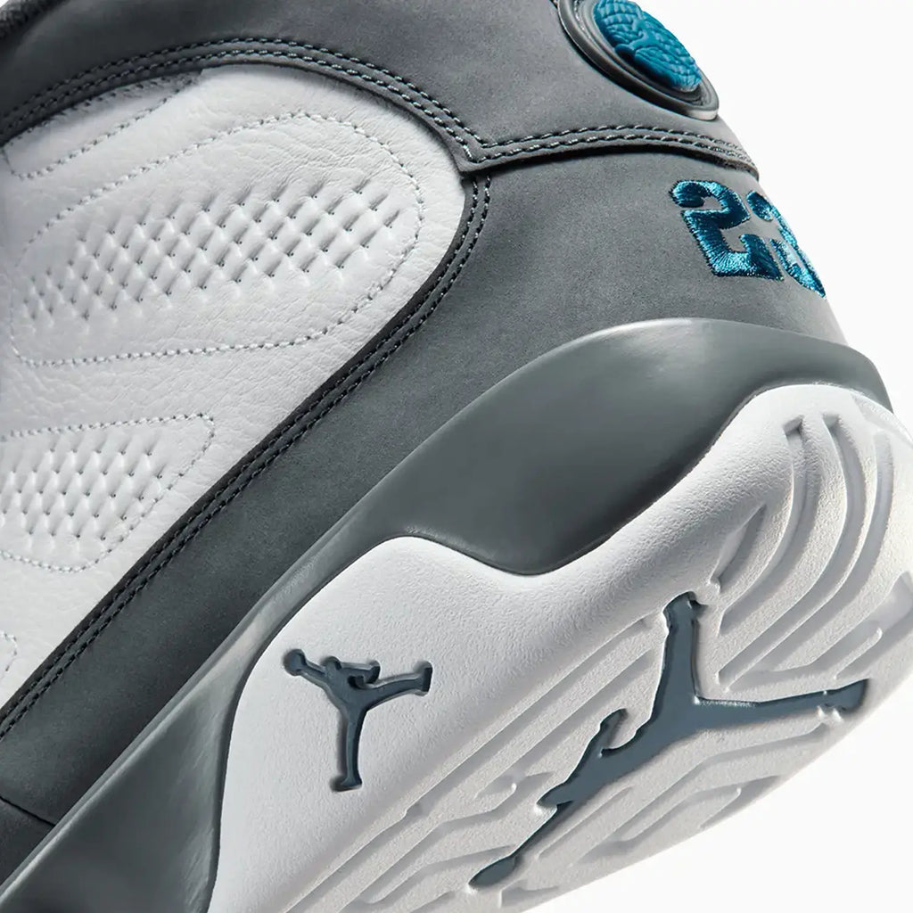 Air Jordan 9 Retro 'Flint Grey' para hombre