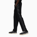 Conjunto deportivo esencial para hombre