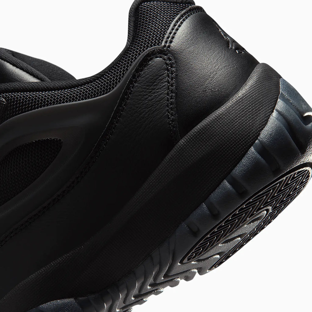 Jordan DMSN 95 pour homme « Black Dark Smoke Grey »