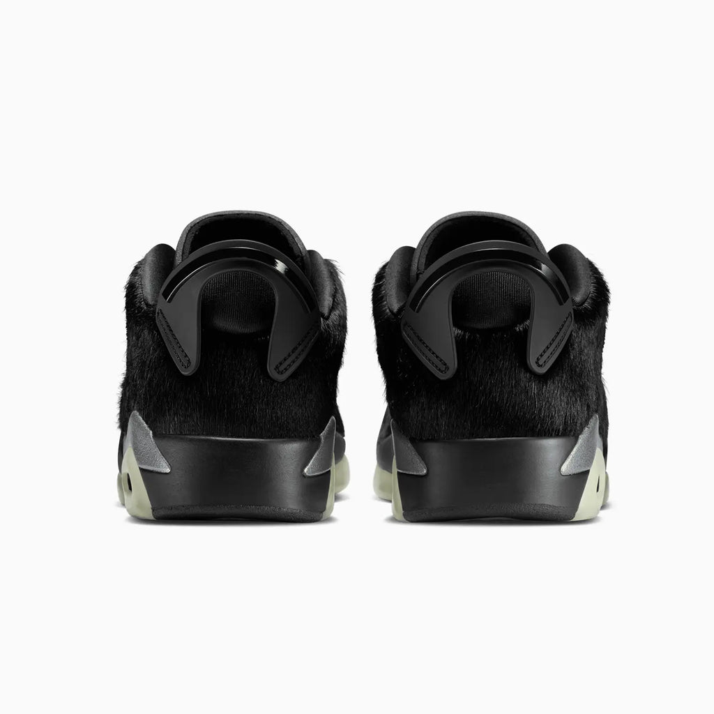 Women's Air Jordan 6 'Blackout'