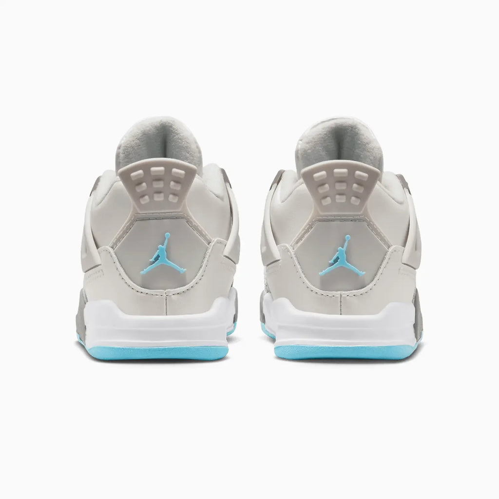 Air Jordan 4 Retro 'Blue Chill' para niños pequeños