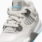 Air Jordan 4 Retro 'Blue Chill' para niños pequeños