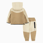 Conjunto deportivo de felpa técnica para niños