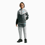 Survêtement de sport en Tech Fleece Windrunner pour enfant