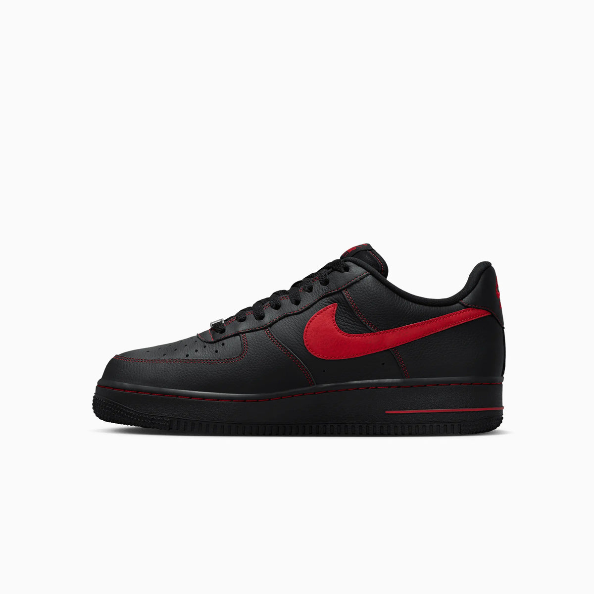 Nike Air Force 1 '07 LV8 « Bred » pour homme