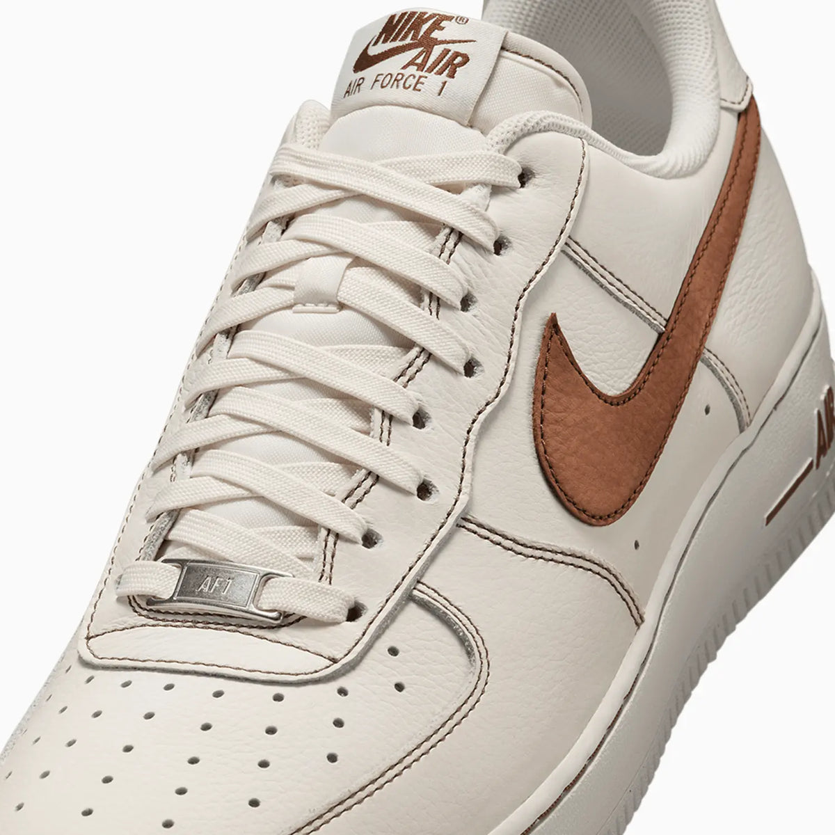 Air Force 1 07 LV8 pour homme « Ivory Saddle Brown »