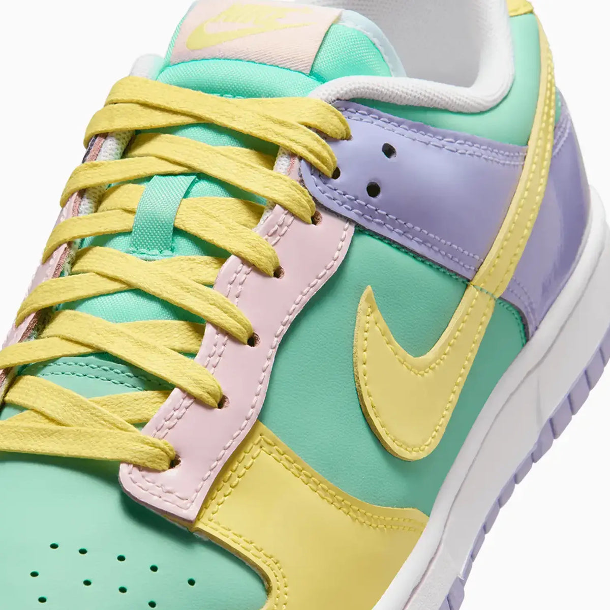 Men's Dunk Low Retro 'Easter'