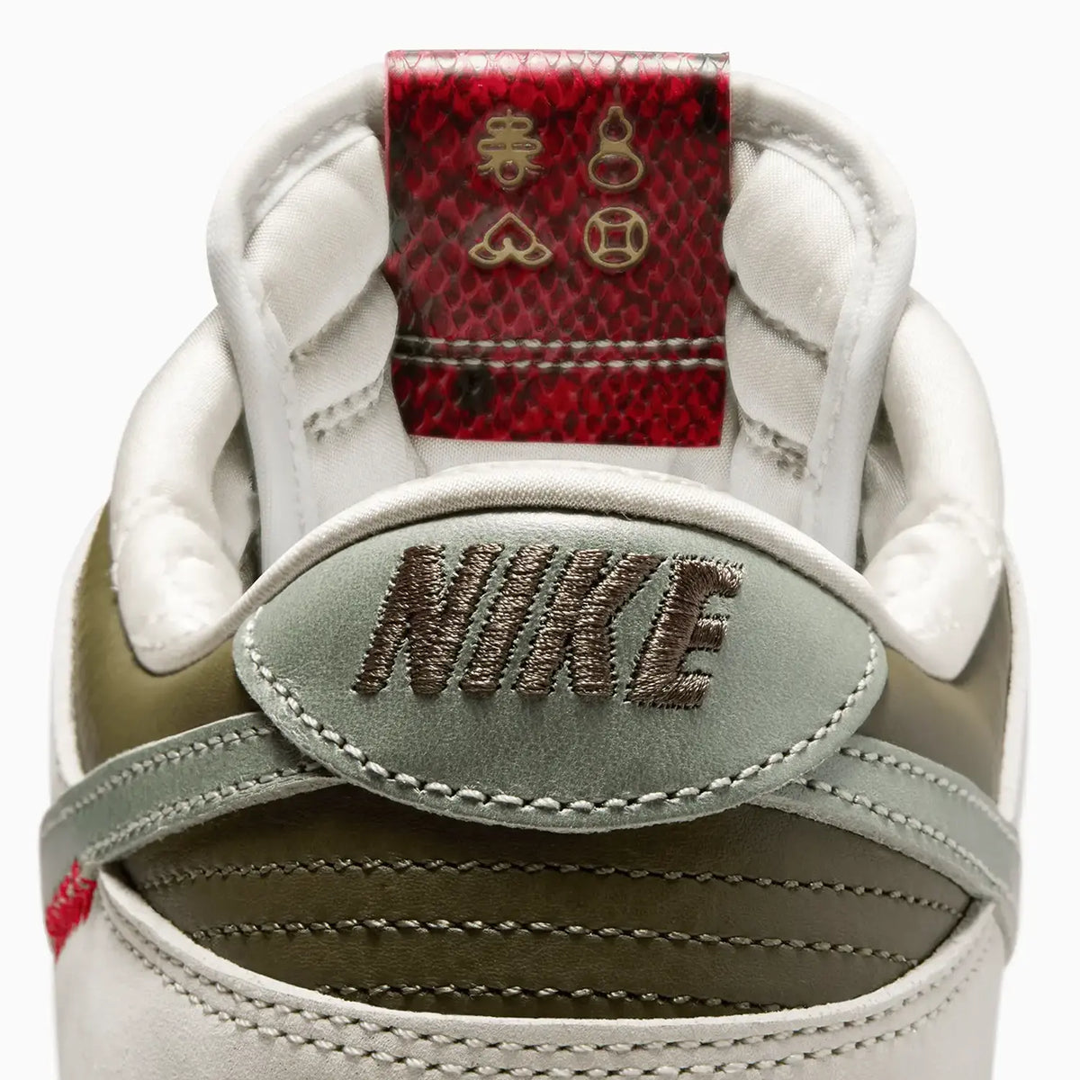 Dunk Low Retro para hombre 'Año de la Serpiente'