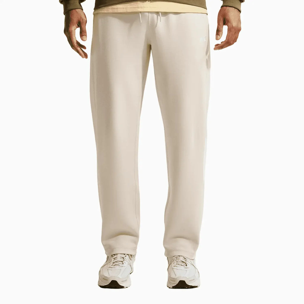 Men's Sportswear Club Outfit