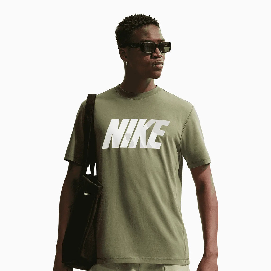 Men's Sportswear Club Outfit