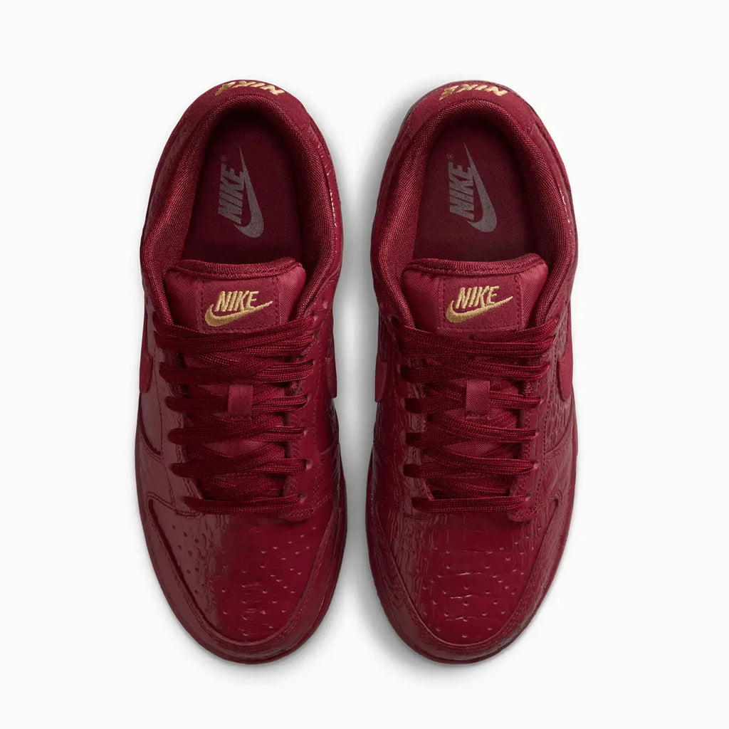 Dunk Low pour femme « Crocodile Team Red »