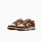 Dunk Low Suede Femme « Light British Tan Cream »
