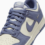 Dunk Low de mujer 'World Indigo Mini Swoosh'