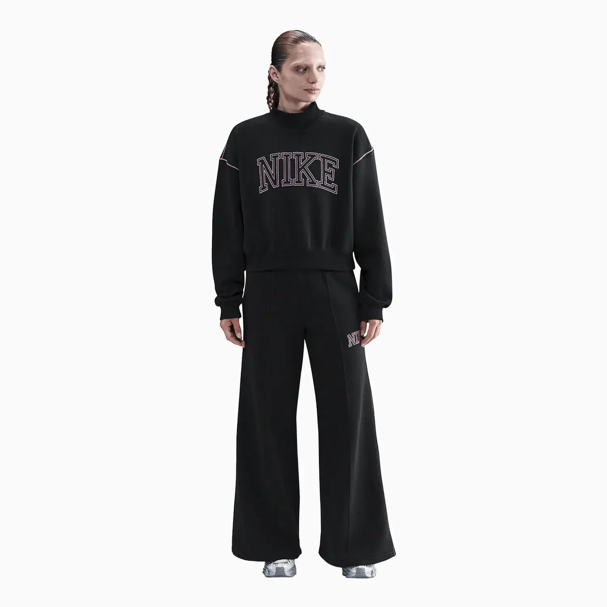 Women's Sportswear Phoenix Fleece Outfit