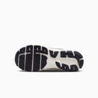 Zoom Vomero 5 para mujer 'Photon Dust Metallic'