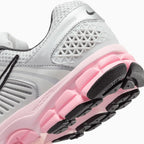 Zoom Vomero 5 de mujer 'Photon Dust Pink Foam'