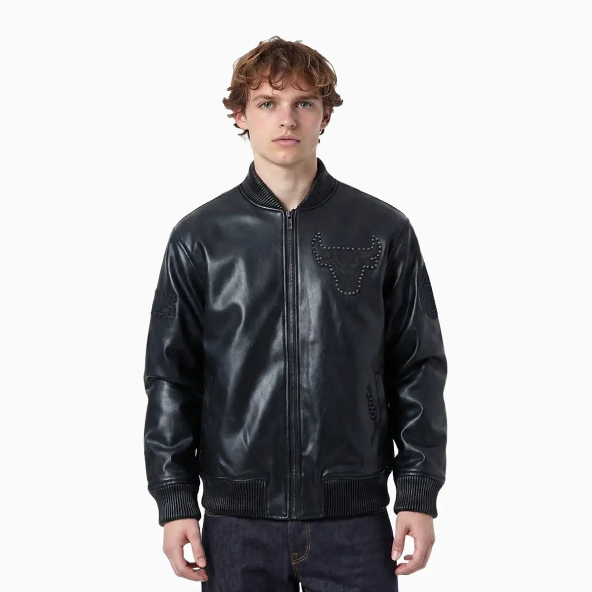 Chaqueta universitaria de cuero "Blackout" de los Chicago Bulls para hombre
