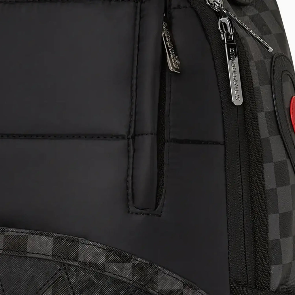 Sac à dos matelassé noir à carreaux
