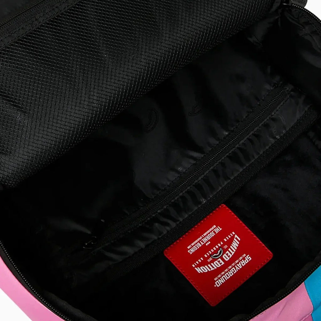 Mochila central Candy Clash Shark