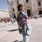 Mochila DLX con dragones bordados