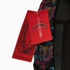 Mochila DLX con dragones bordados