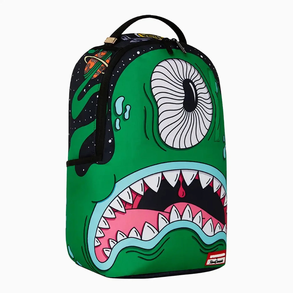 Mochila alienígena verde Jorge Rodríguez