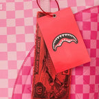 Bolso de mano de parche "Pink Sharks In Paris"