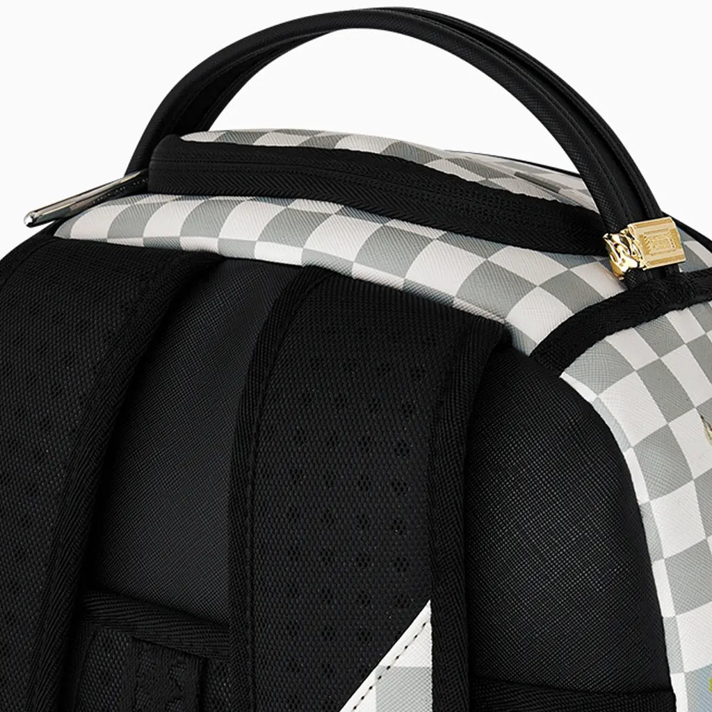 Revela la verdadera mochila