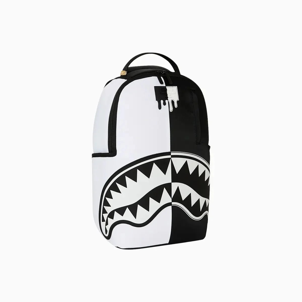 Shark Central 2 Au-delà du sac à dos