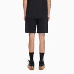 Tenue T-shirt et short pour homme avec M.